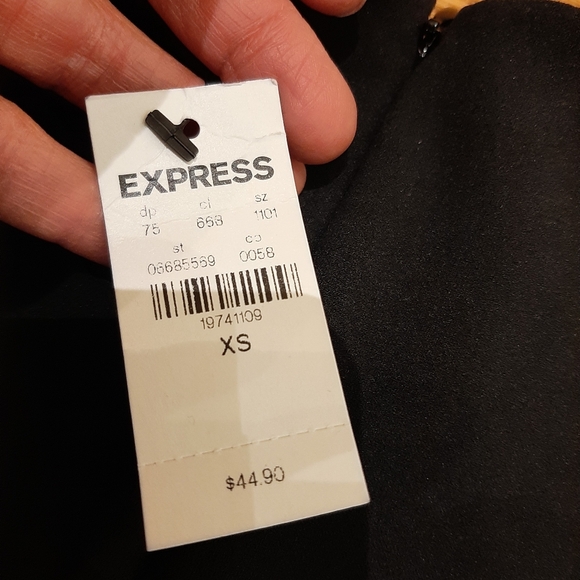 Express cutout bodysuit - Picture 6 of 9